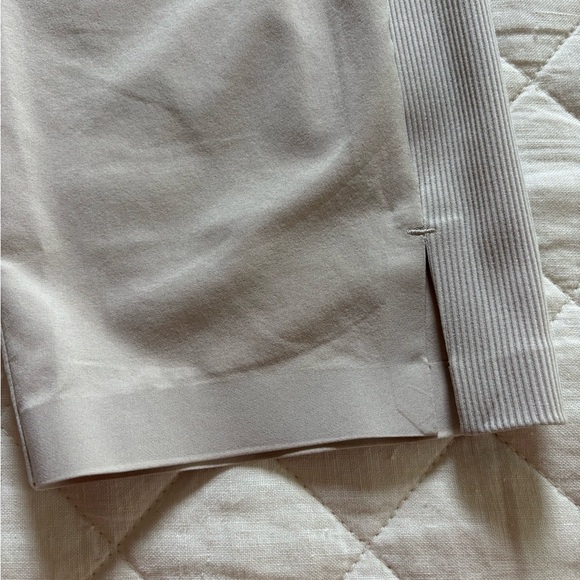 Athleta 6 Brooklyn Abalone cream ankle pants EUC - Picture 7 of 12